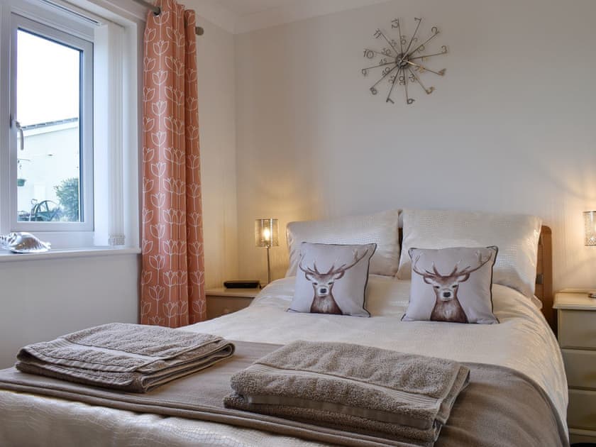 Double bedroom | Sea View Cottages- North Sea Views - Sea View Cottages, Knipe Point, near Cayton