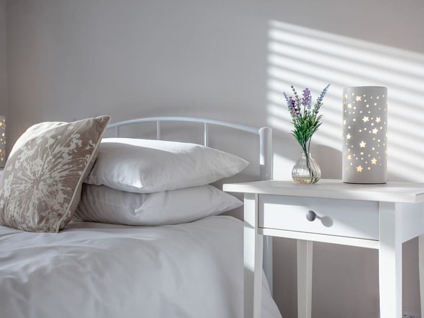 Twin bedroom | The Salt House, Newquay
