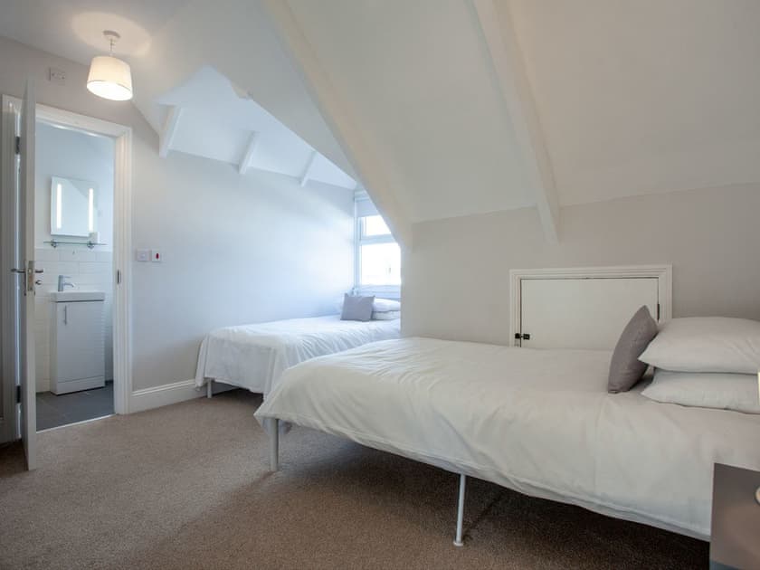 Twin bedroom | The Salt House, Newquay