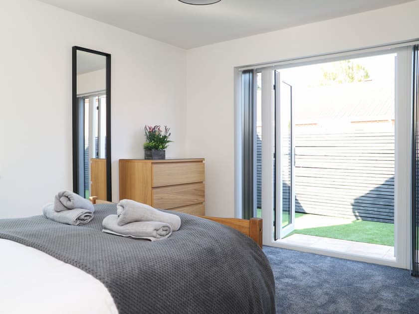 Double bedroom | Colby House, Leicester