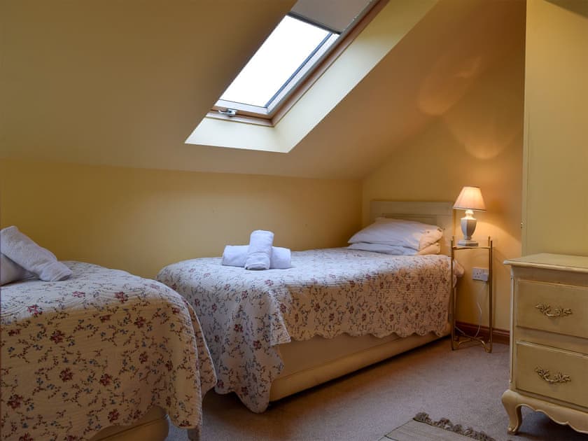 Twin bedroom | Mange-Tout Maison - Broccoli Bottom, Manton, near Oakham