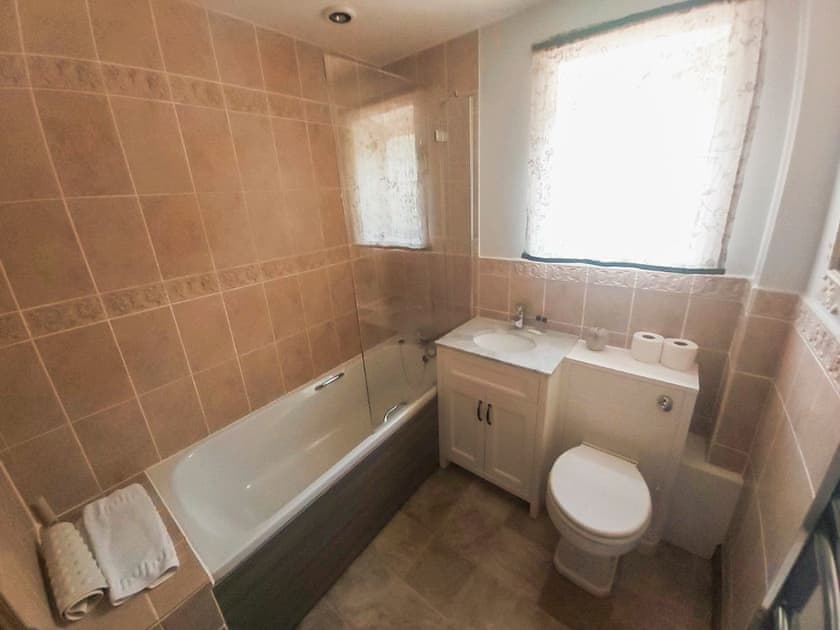 Bathroom | Carrot Cottage - Broccoli Bottom, Manton, near Oakham