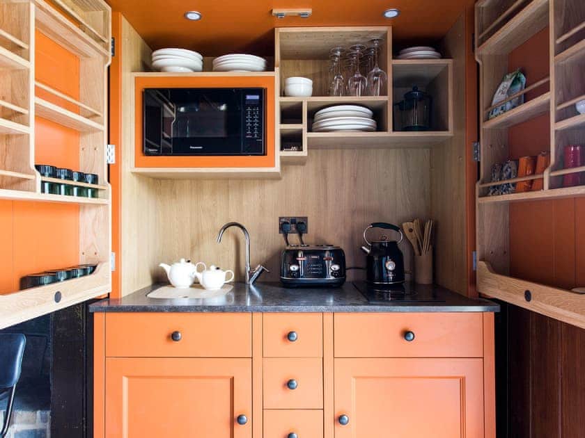 Kitchen/diner | The Tack Room - St Giles House, Wimborne St Giles