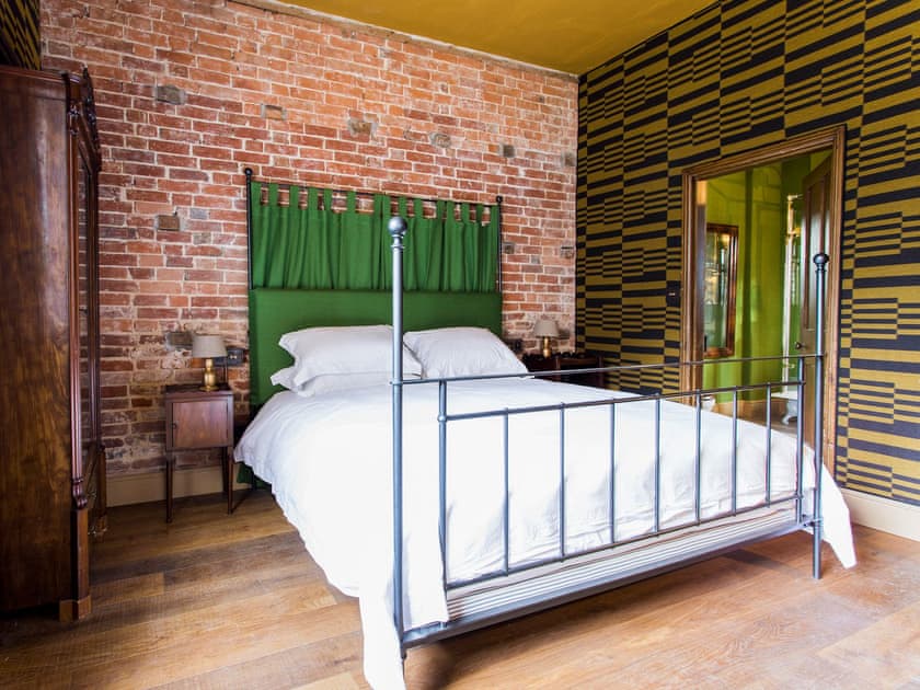 Double bedroom | The Tack Room - St Giles House, Wimborne St Giles