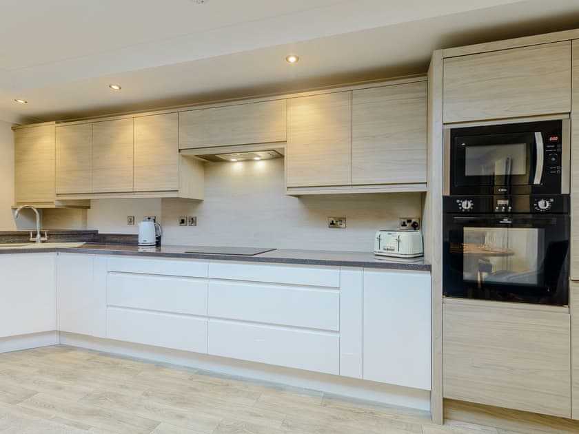 Open plan living space | Friars Corner, Richmond