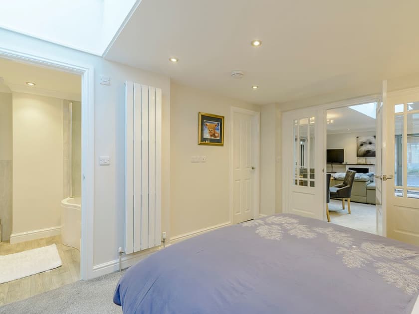 Double bedroom | Friars Corner, Richmond