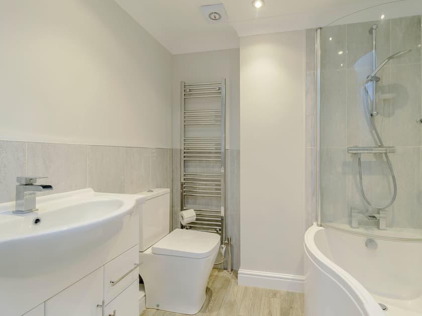 En-suite | Friars Corner, Richmond
