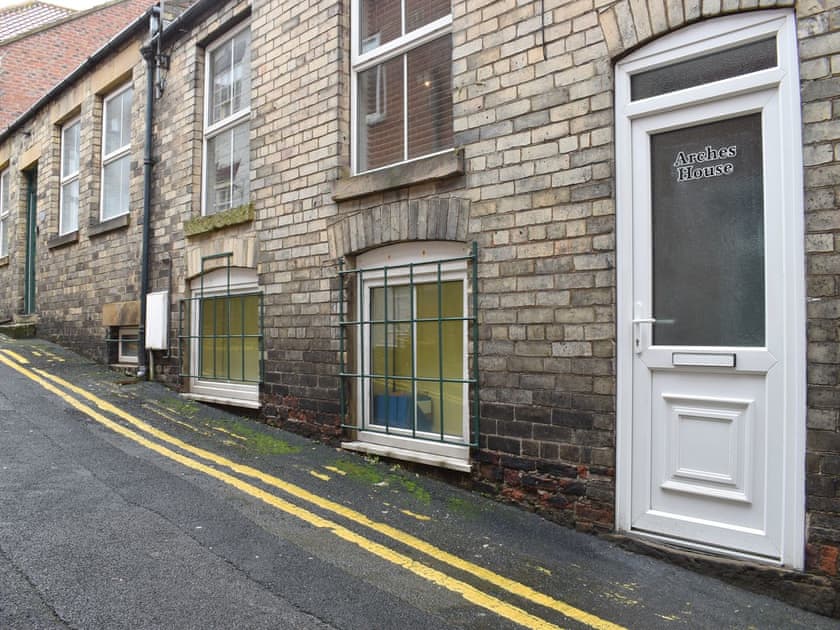 Exterior | The Arches - Rose Apartments, Whitby
