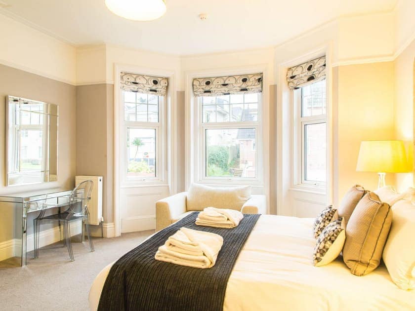Double bedroom | Apartment 3 - Alum Chine, Westbourne, near Bournemouth