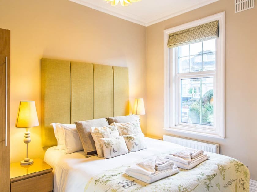 Double bedroom | Apartment 4 - Alum Chine, Westbourne, near Bournemouth