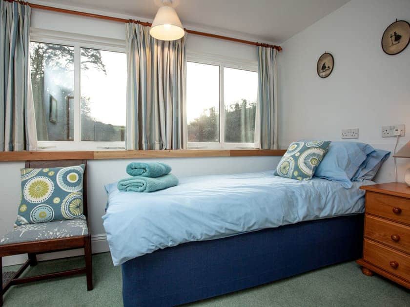 Single bedroom | Tuckenhay Mill House - Tuckenhay Mill, Bow Creek, between Dartmouth and Totnes