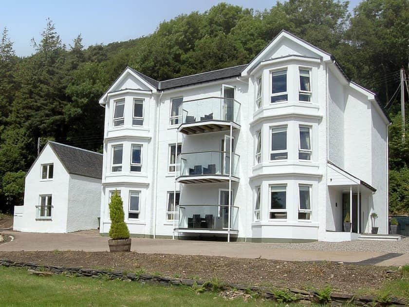 Elegant apartments in a wooded setting | Allt-Nan-Ros Apartments, Onich, near Fort William