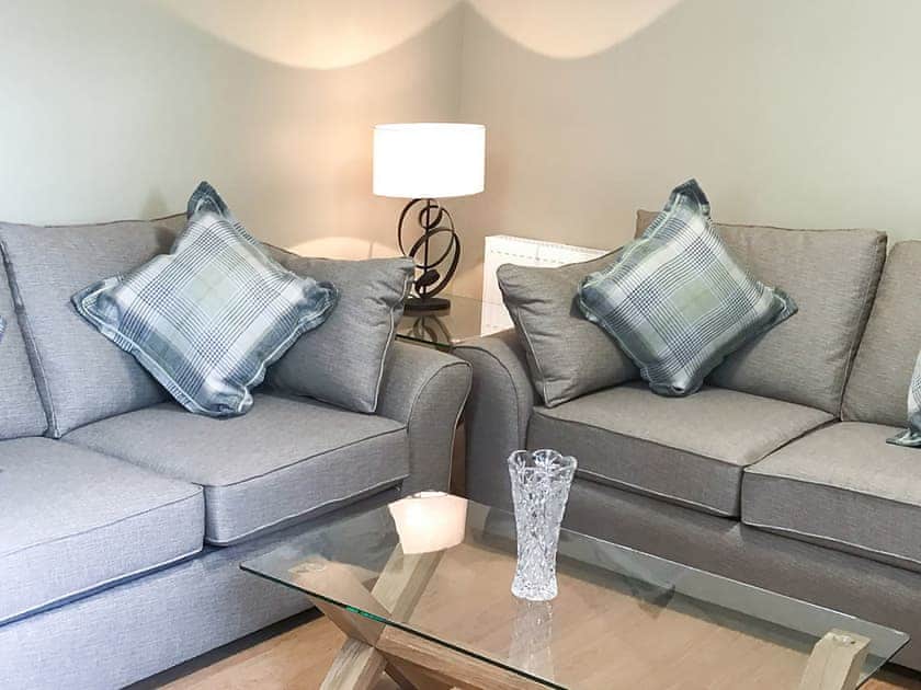 Comfortable living room | Allt-Nan-Ros Cottage - Allt-Nan-Ros Apartments, Onich