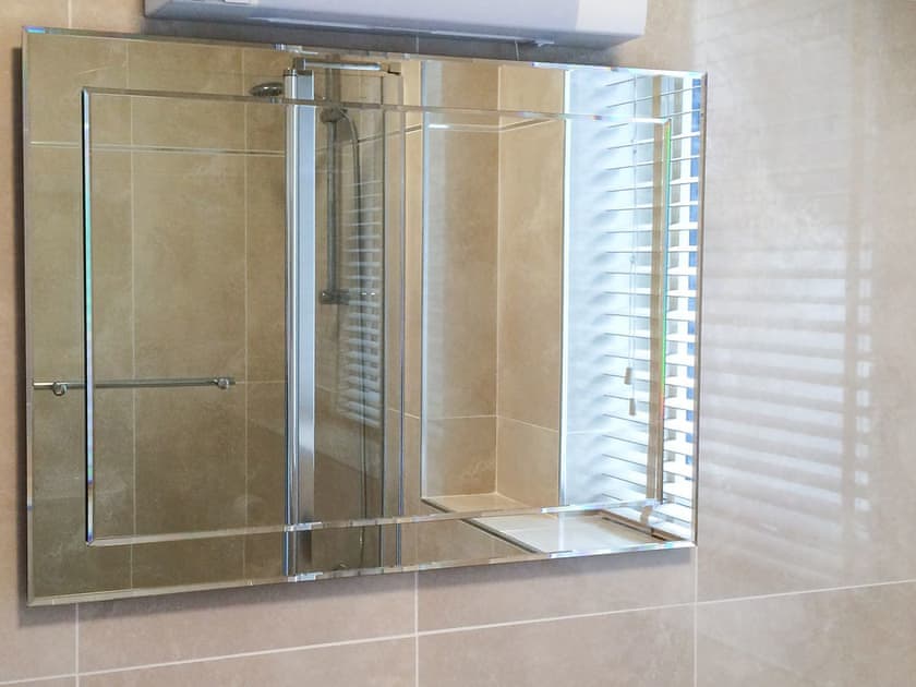 Shower room | Apartment 3 - Allt-Nan-Ros Apartments, Onich, near Fort William