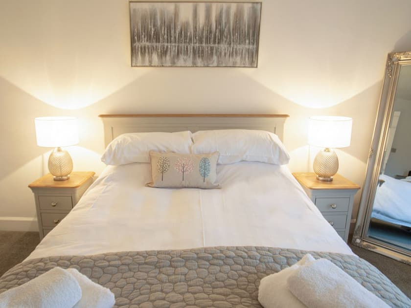 Double bedroom | Stableyard Apartment - Drumlanrig Castle, Thornhill, near Dumfries