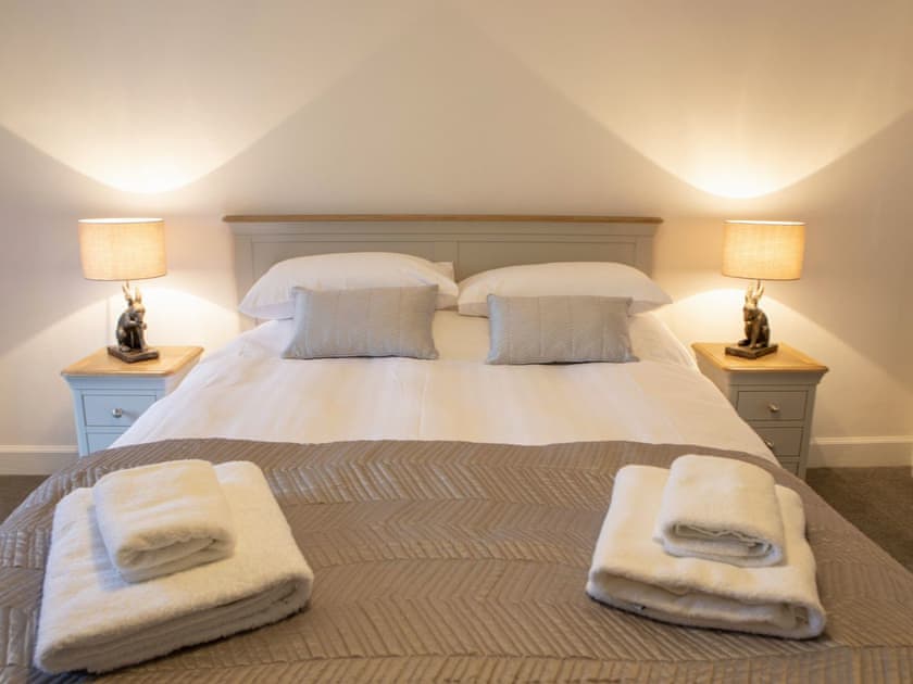 Double bedroom | Stableyard Apartment - Drumlanrig Castle, Thornhill, near Dumfries