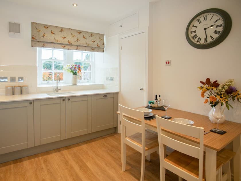 Kitchen/diner | Stableyard Studio - Drumlanrig Castle, Thornhill, near Dumfries