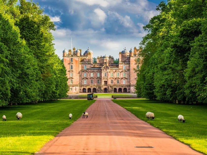 Setting | Stableyard Studio - Drumlanrig Castle, Thornhill, near Dumfries