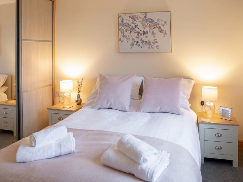 Double bedroom | Drumlanrig Mains Cottage - Drumlanrig Castle, Thornhill, near Dumfries