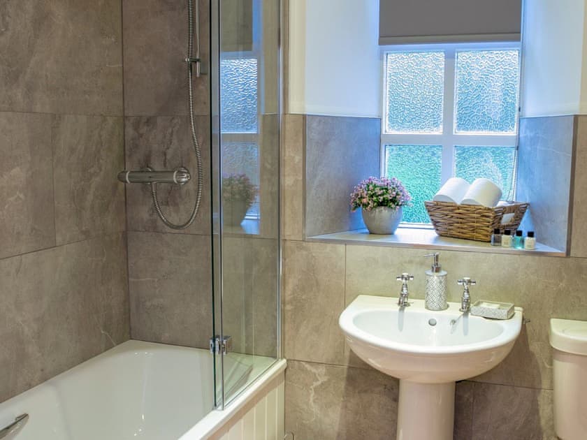 Bathroom | Drumlanrig Mains Cottage - Drumlanrig Castle, Thornhill, near Dumfries