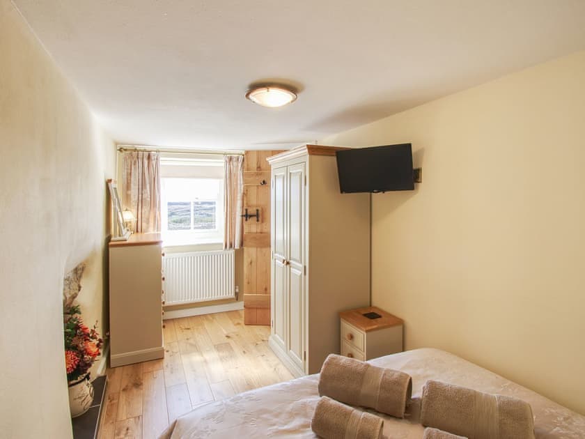 Double bedroom | Fferam Gorniog, Holyhead Mountain, near Trearddur Bay