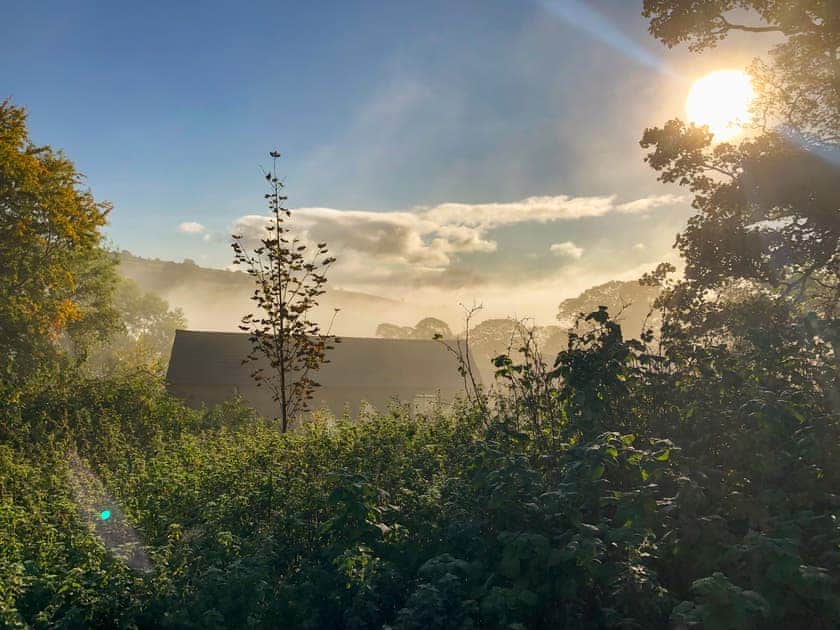 Beautiful sunrises overlooking the valley | Willow Cottage at Naze Farm, Sycamore Cottage at Naze Farm - Naze Farm, Chinley