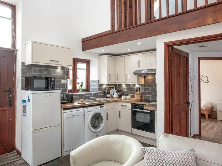 Kitchen | Swift - Newhouse Barton, Ipplepen, near Totnes