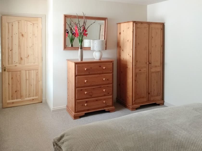 Double bedroom | Darnhay Milkhouse - Darnhay Cottages, Mauchline, near Ayr