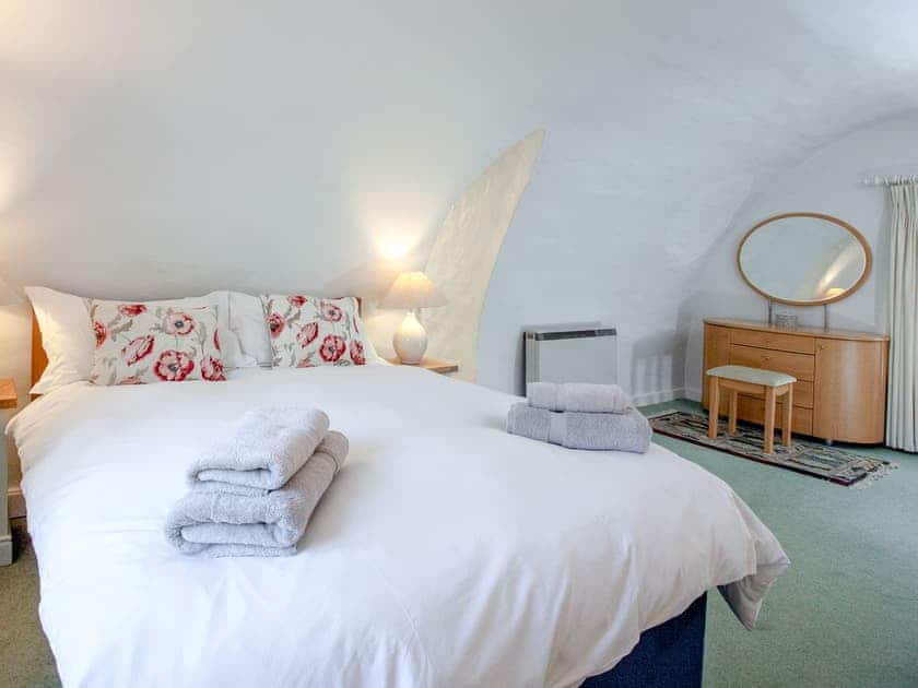 Double bedroom | 3 Castle Cottage - Tuckenhay Mill, Bow Creek, between Dartmouth and Totnes