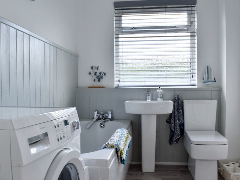 Bathroom | Morven Annexe, Exton