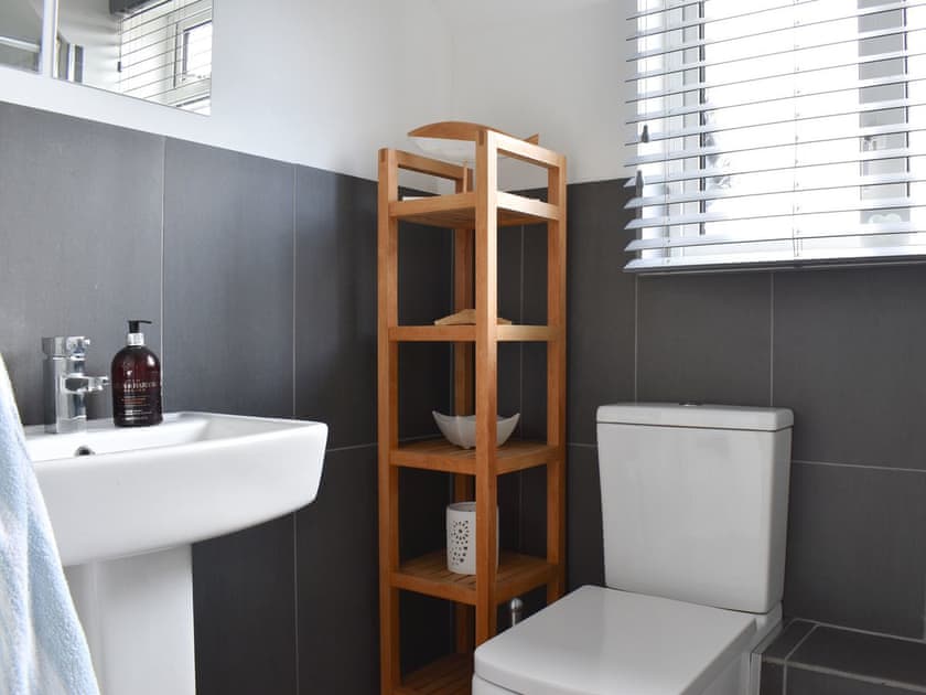 Bathroom | Morven Annexe, Exton