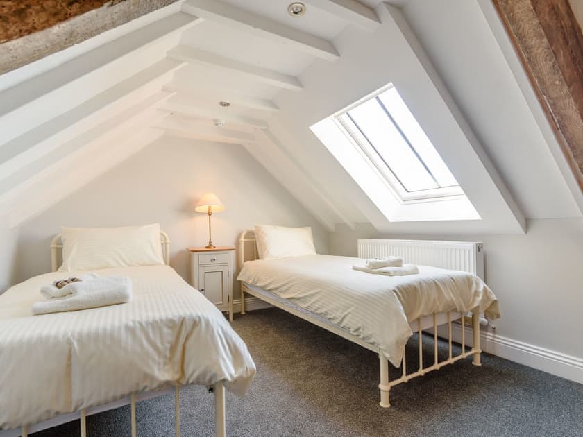Twin bedroom | Lady De Seton - Seaton Hall, Staithes