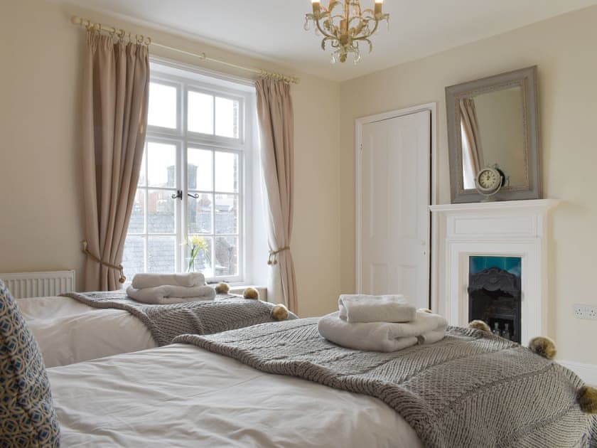 Twin bedroom | Whitby Townhouse, Whitby