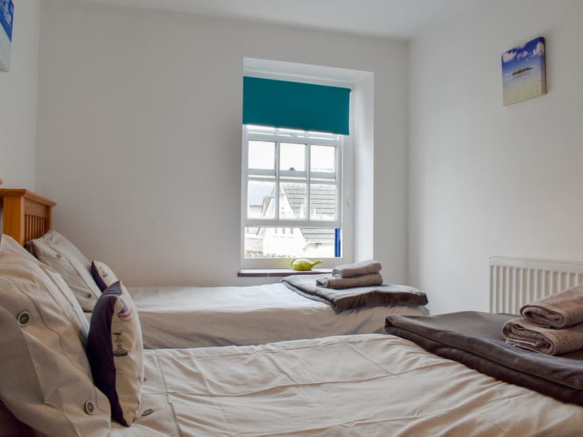 Twin bedroom | Windjammer Cottage, Swanage