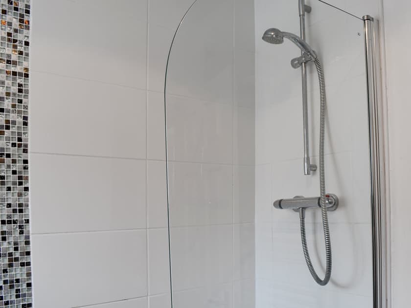 Bathroom | Windjammer Cottage, Swanage