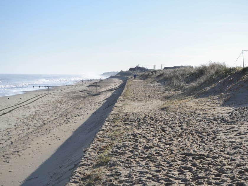 Surrounding area | Cottage By The Sea, Bacton, near North Walsham