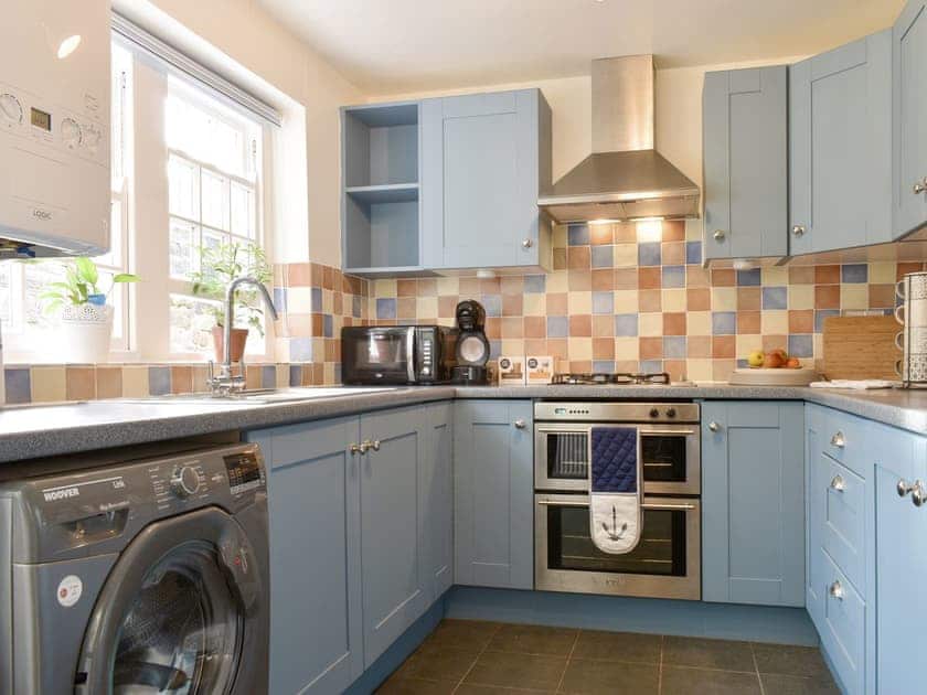 Kitchen | Quaker’s Cottage, Skinningrove, near Saltburn-by-the-Sea