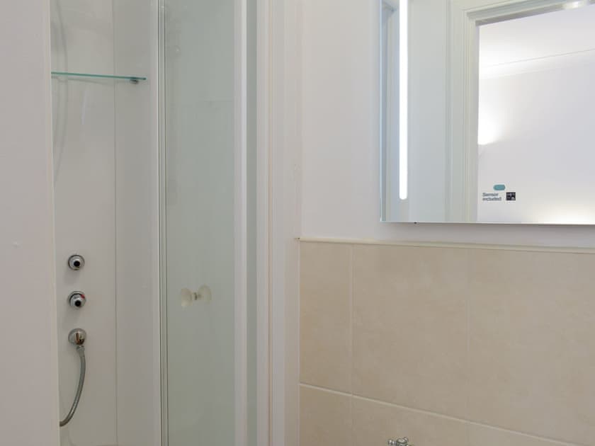 En-suite | Ash Cottage - Kirklandholm Cottages, Kirklandholm, near Ayr