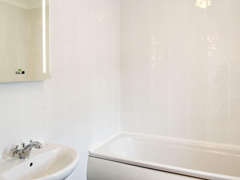 Bathroom | Ash Cottage - Kirklandholm Cottages, Kirklandholm, near Ayr