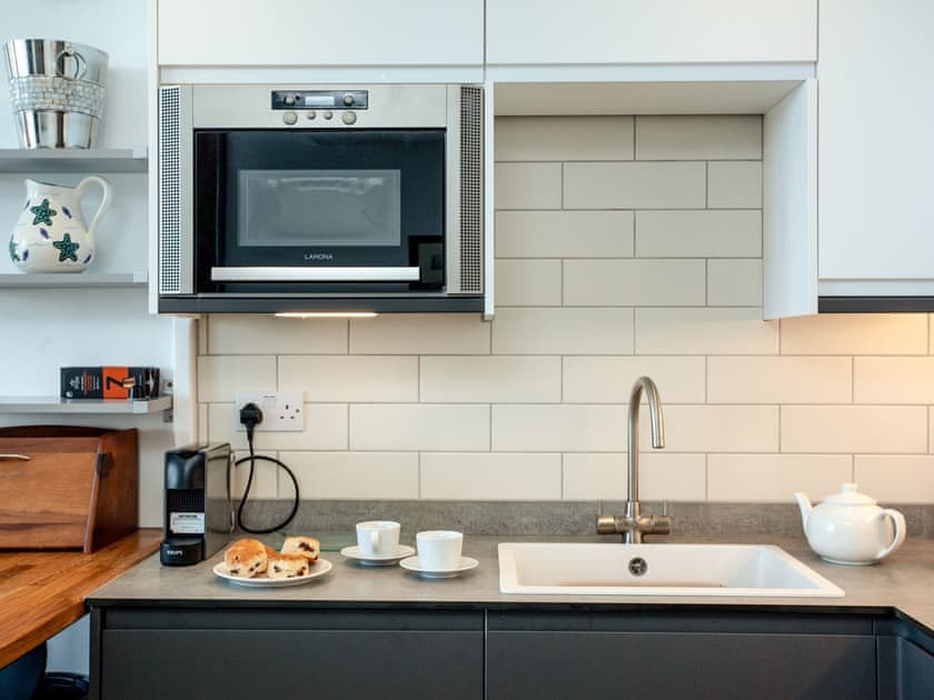 Kitchen | Bullen’s Rock, Ilfracombe