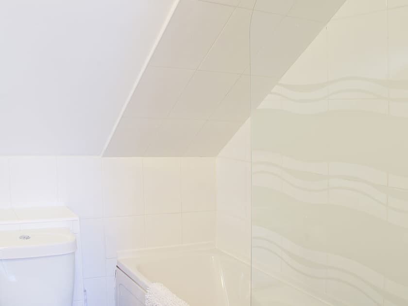Bathroom | Acorn Cottage - Kirklandholm Cottages, Kirklandholm, near Ayr
