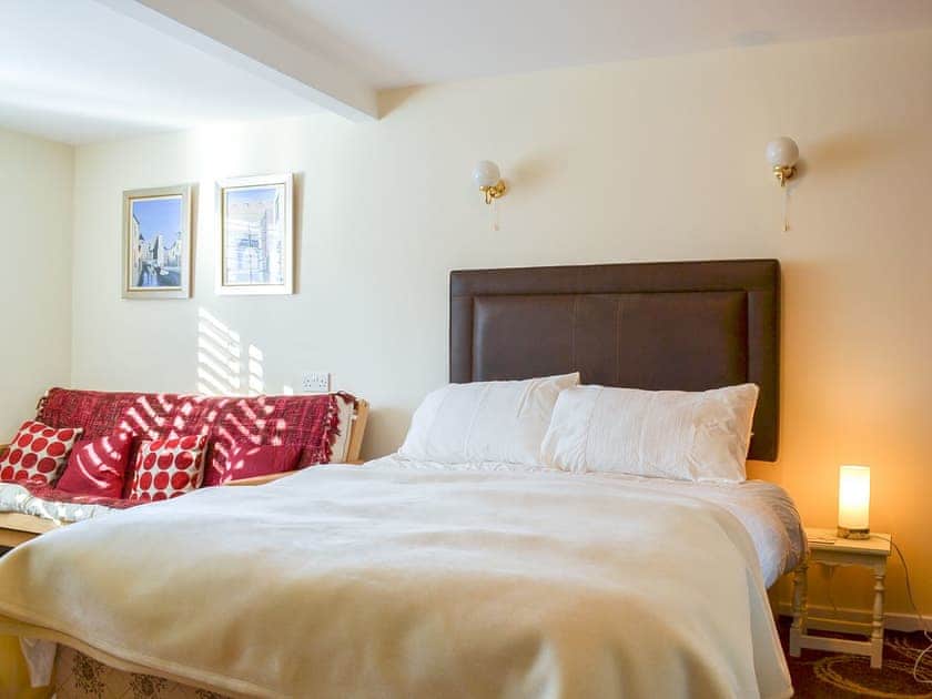 Double bedroom | Bruich Cottage, Newtonmore, near Aviemore
