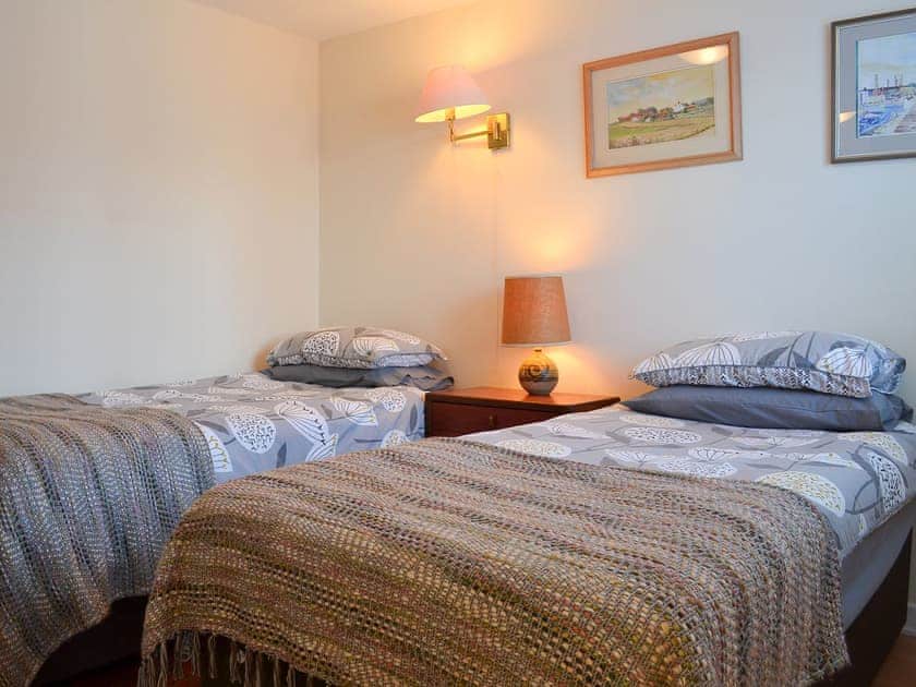Twin bedroom | Bruich Cottage, Newtonmore, near Aviemore