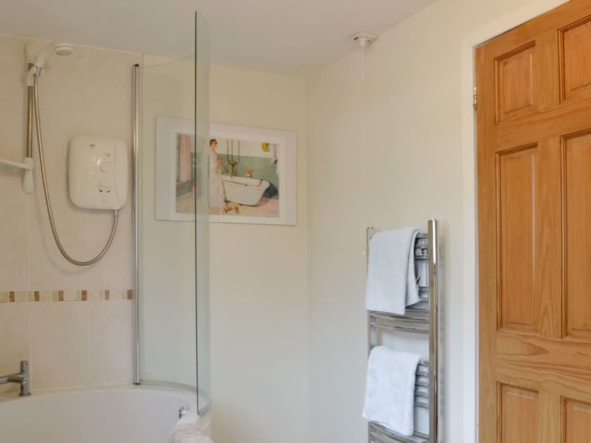 Bathroom | Rhinabaich, Ballater