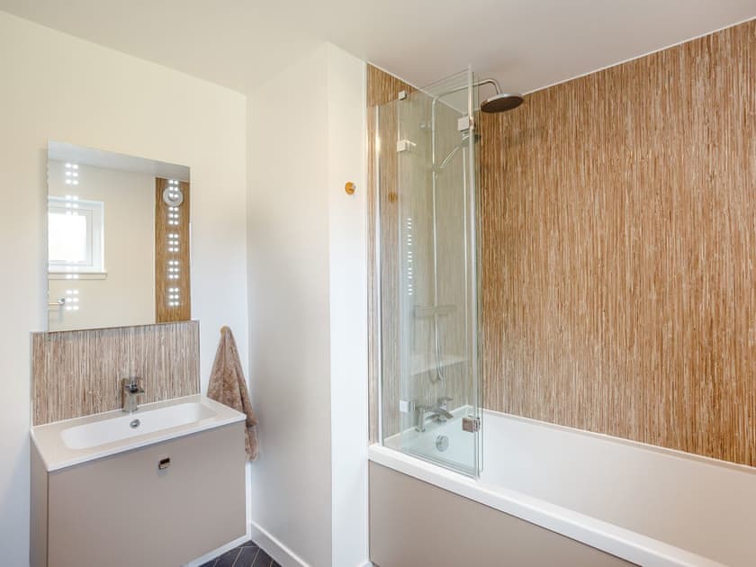 Bathroom | Knocknahighle, Cromdale, near Aviemore