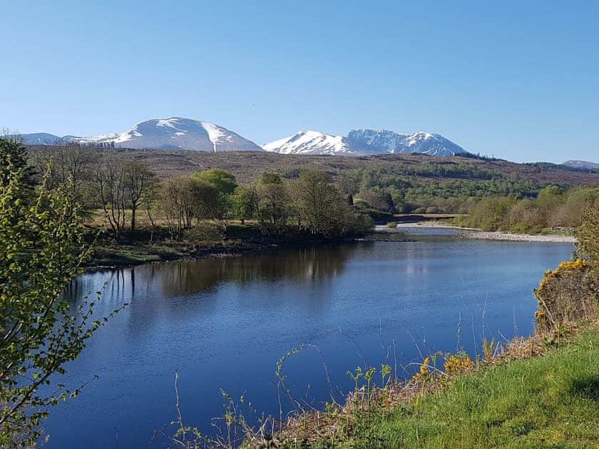 Surrounding area | Dalcomera, Fort William