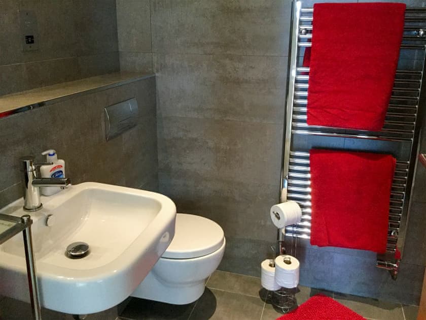 Bathroom | Castlefield, Inverness