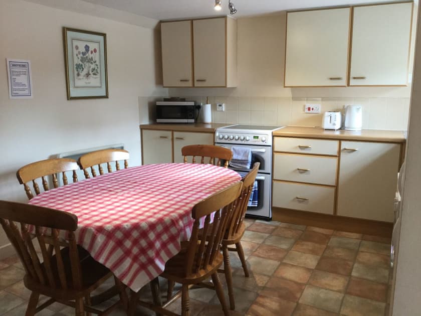 Kitchen/diner | Old Cottage, Inverness