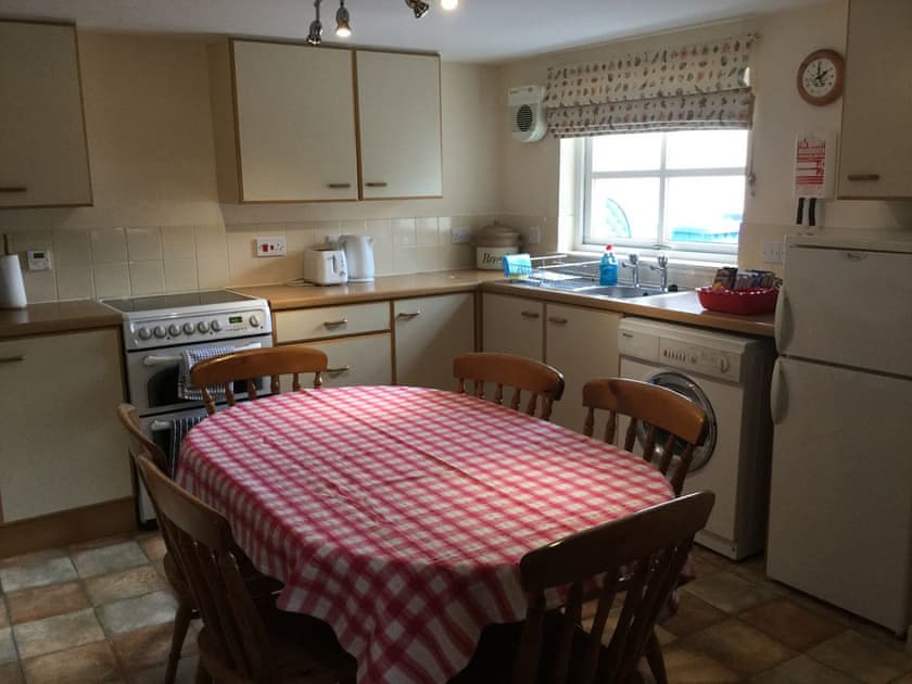 Kitchen/diner | Old Cottage, Inverness