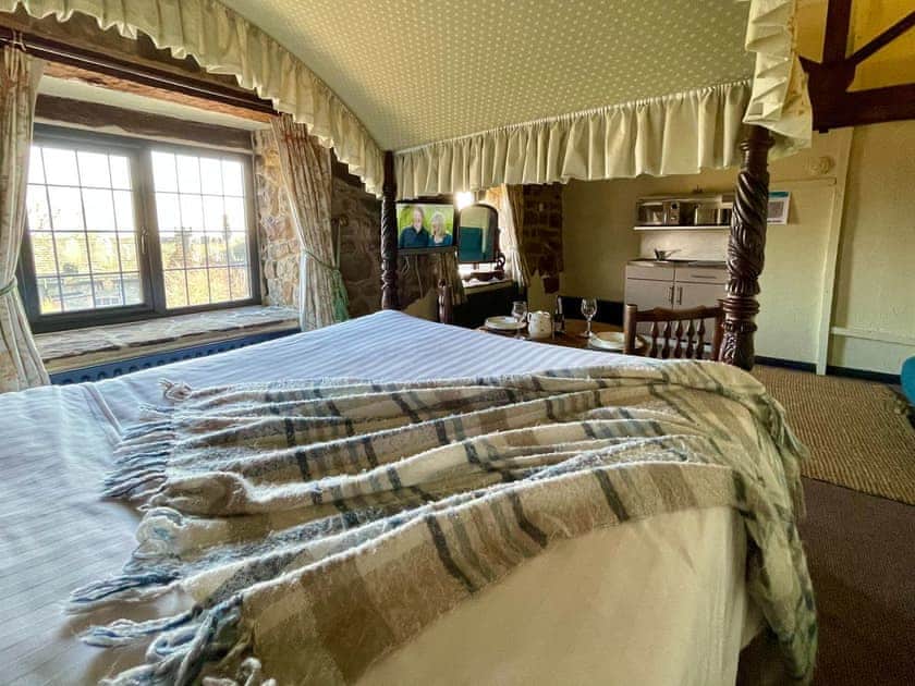 Double bedroom | The Stables at Riber Hall, Riber, Matlock